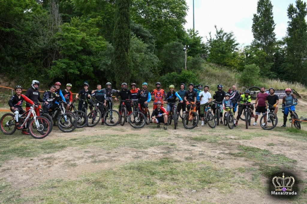 scuola mountain bike roma, scuola mtb roma nord, lezioni mbt roma, bike park roma nord